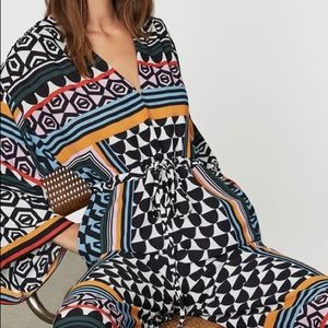 Bcbg jumper size small ( new with tags